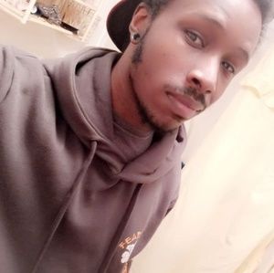 Meet your Posher, Andre